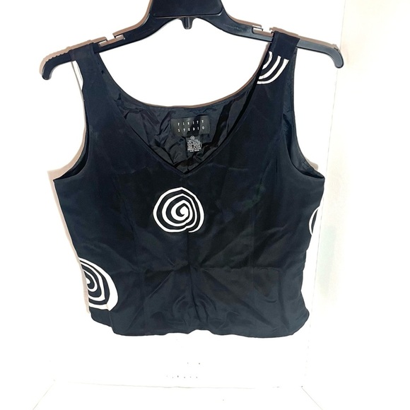 Finity Studio Black Tank Top with White Spiral Design Size 14. - Picture 6 of 12
